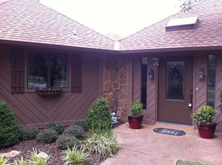 954 Living Springs Trl, Goldsby, OK 73093