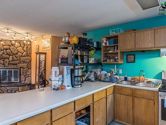 3rd image of 5220 Electra Ave