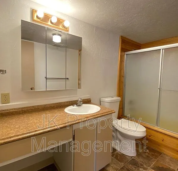 1401 2b St S #15 — Photo 7