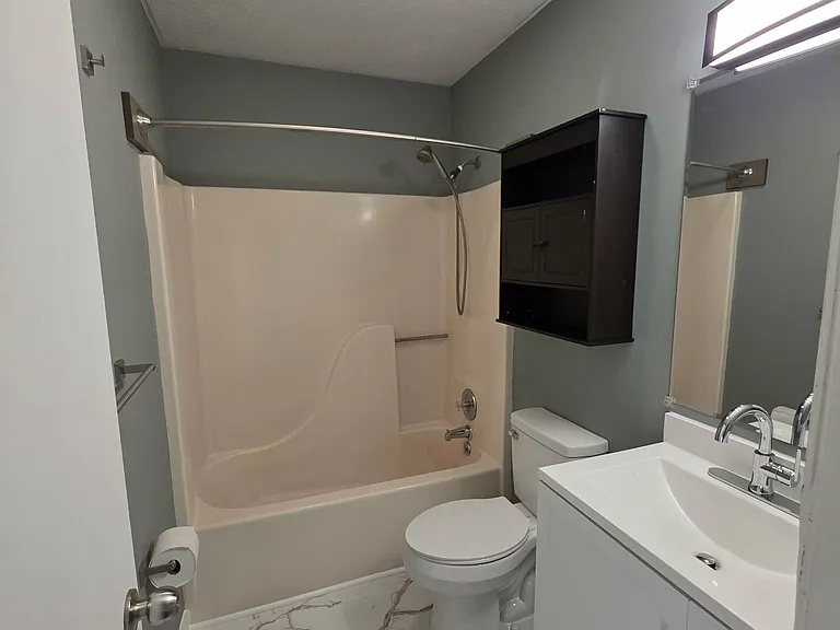 101 Fox Dr #1 — Photo 6