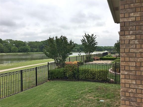 4th image of 952 Winged Foot Dr