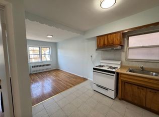 119-19 7th Ave Unit 1, College Pt, NY 11356