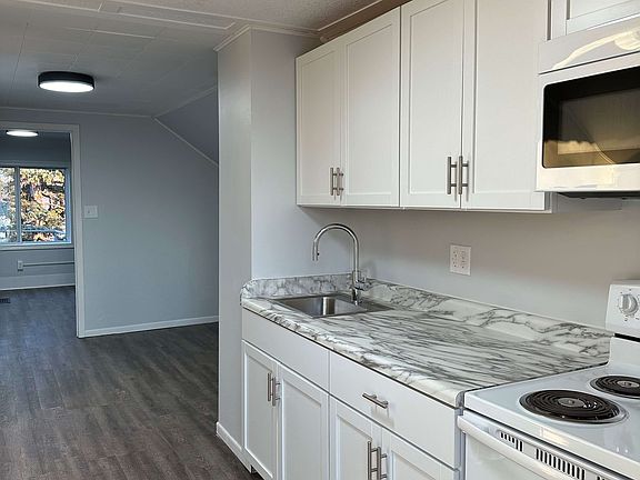 5th image of 1528 S Grant St #1