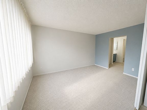 3rd image of 55 S Kukui St APT D505