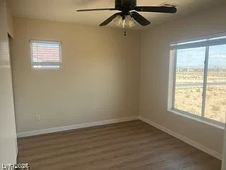 3 bed, 2.5 bath, 1355 sqft, $1,974 — Photo 4