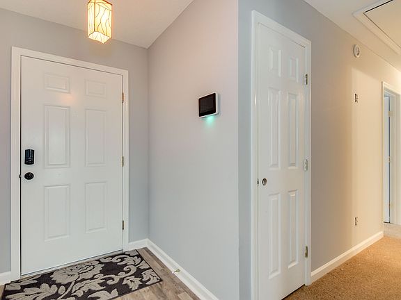 4th image of 4715 Laural Oak Dr