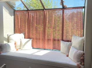1802 N 105th St UNIT 301, Seattle, WA 98133