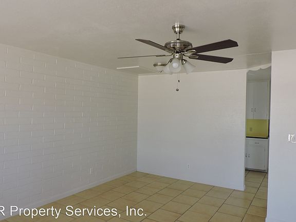 5th image of 1109 E 12th St