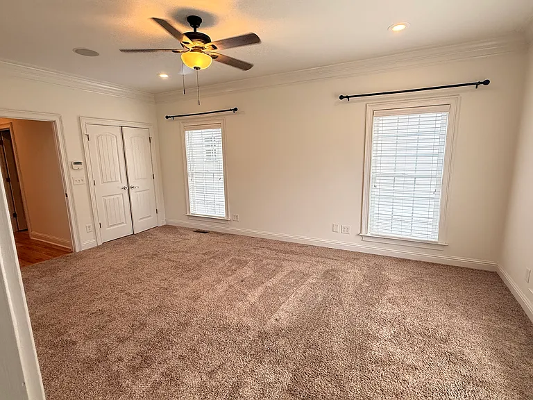 506 Whistler Ln N — Photo 9