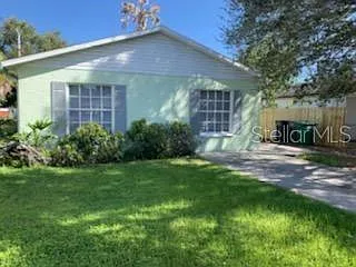 2103 W Cherry St Photo 1