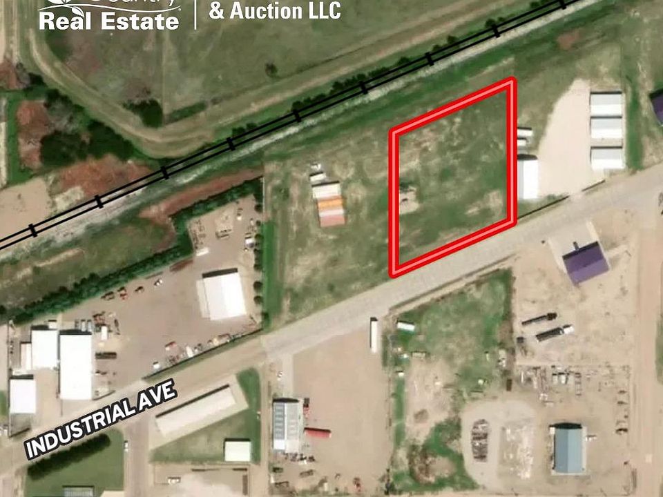 2nd image of 740 E Industrial Ave