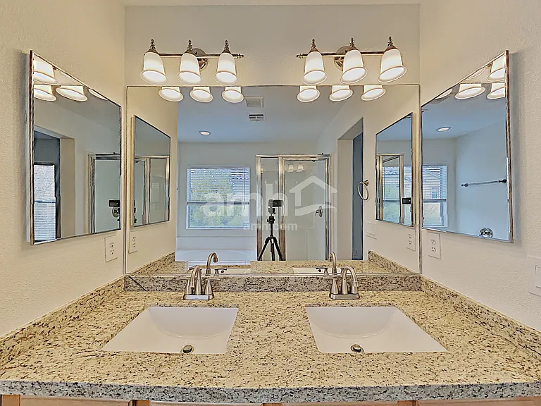 8834 Salvestrin Point Ave — Photo 11