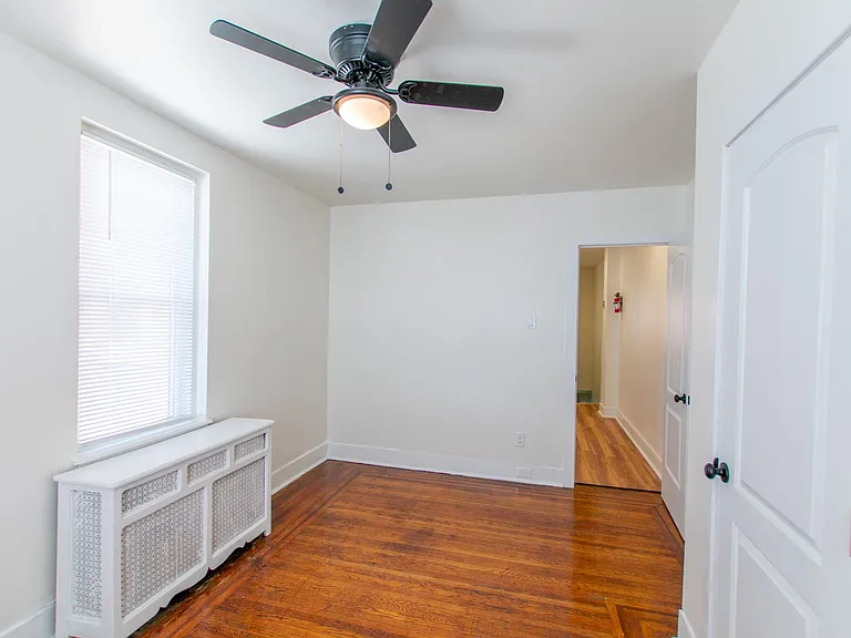 1820 N 54th St #2 — Photo 14
