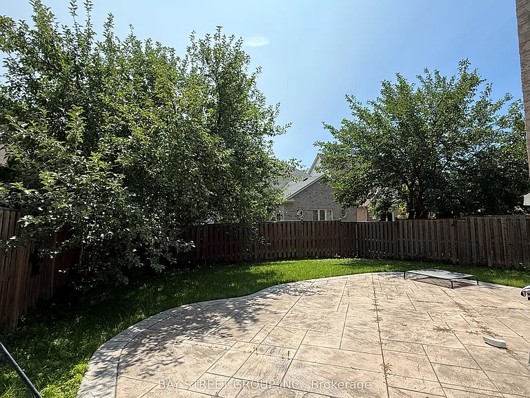 39 Emery Hill Blvd — Photo 26