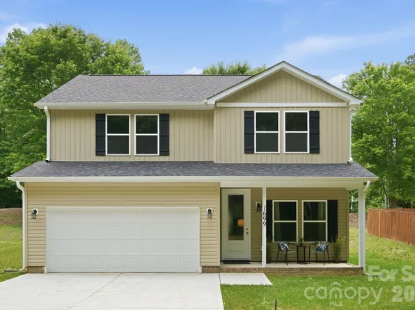 1699 Mission Oaks St, Kannapolis, NC 28083