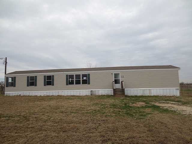 1st image of 131 Everett Dr