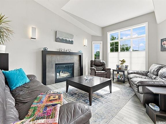 5th image of 547 Bayview TERRACE