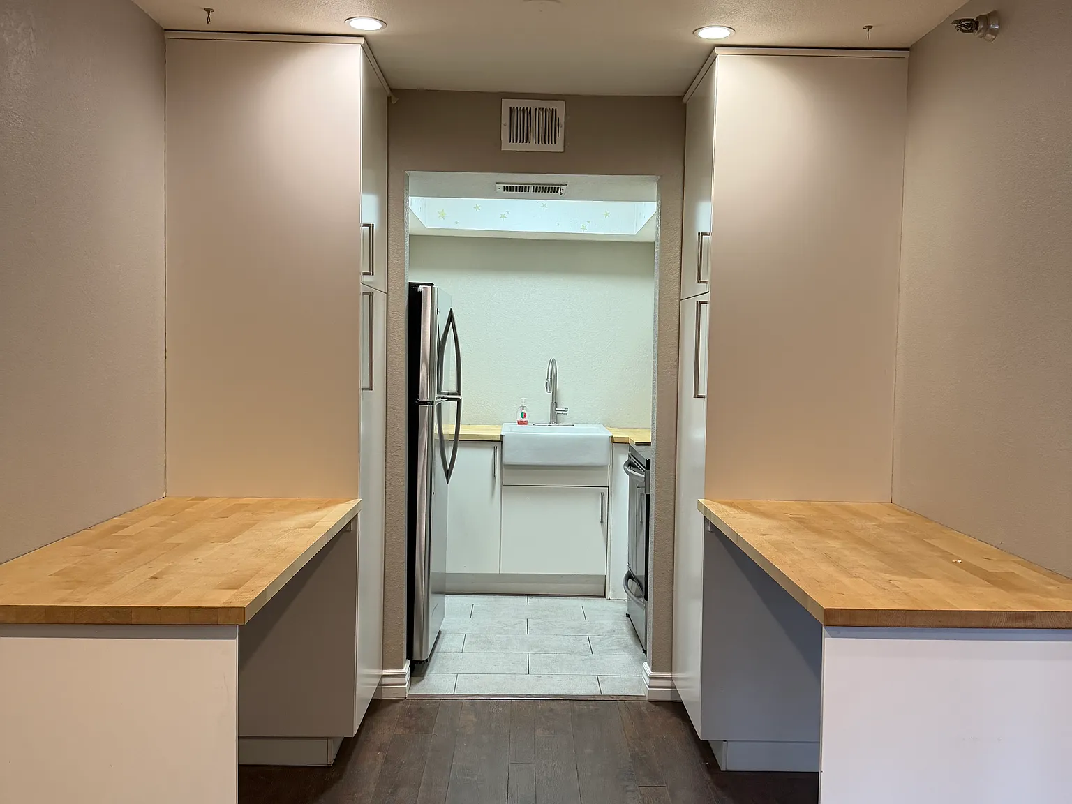 2 bed, 840 sqft, $1,200 — Photo 4