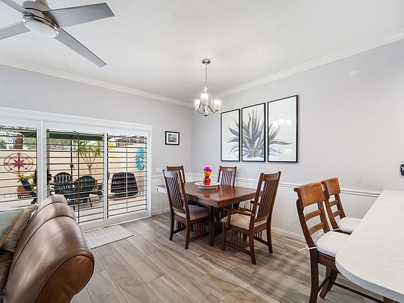 4th image of 67 Live Oak Circle