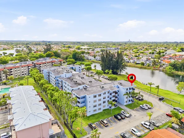 1221 SW 122nd Avenue #401, Miami, FL 33184