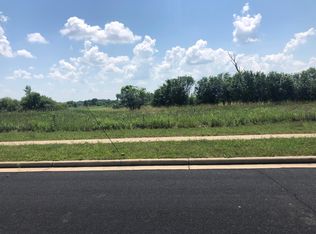 1643 Montclair Pl, Fort Atkinson, WI 53538