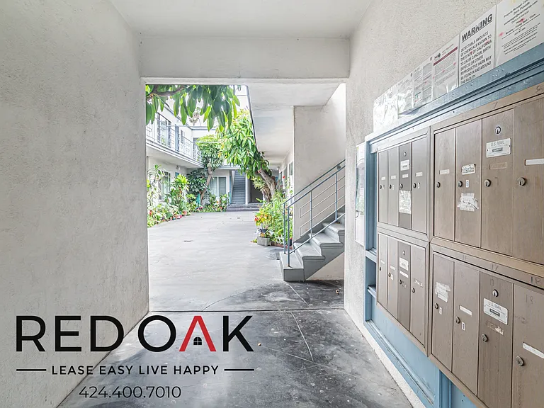 439 S Catalina St #8 — Photo 16