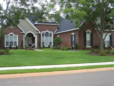 102 Farmington Ct, Centerville, GA, 31028