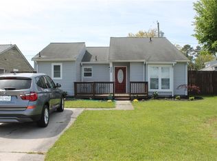 3533 Forest Glen Rd, Virginia Beach, VA 23452