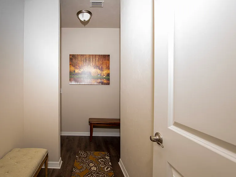 88th Street Cottages — Photo 32