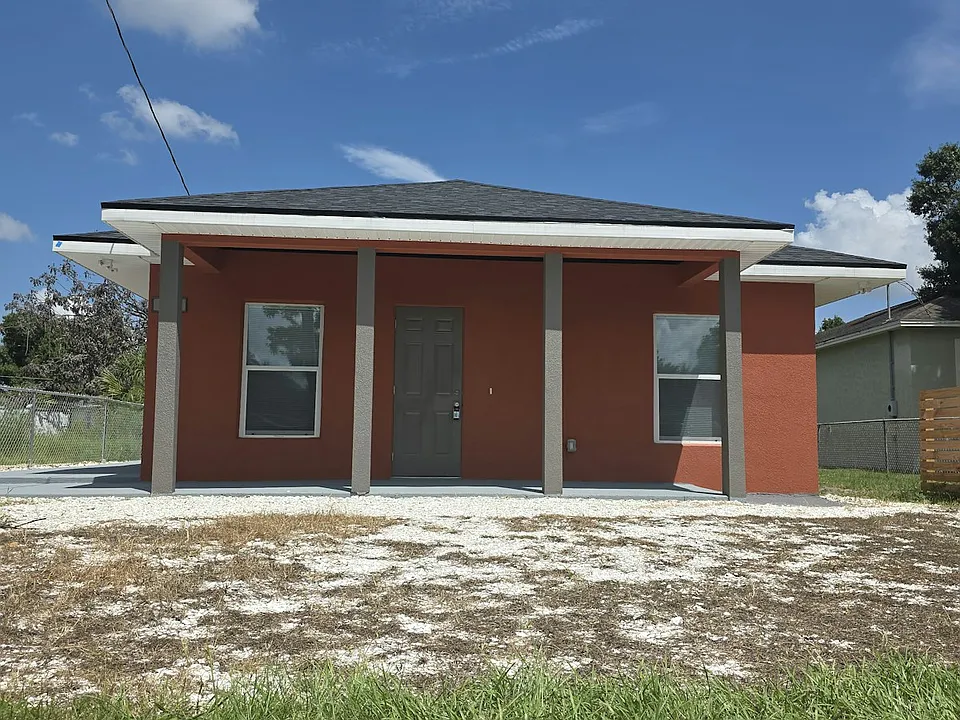 119 Pine Island Dr