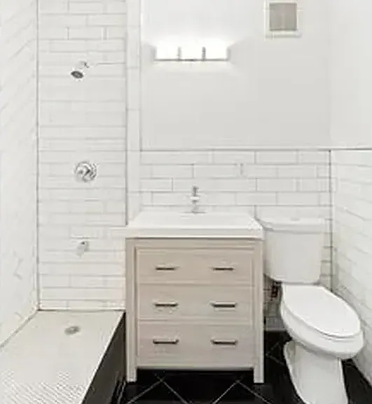 551 Manhattan Ave #1 — Photo 3