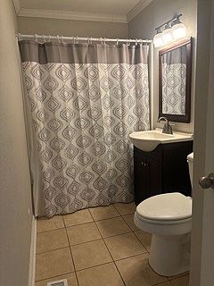 5th image of 204 Gregory Ave Suite A