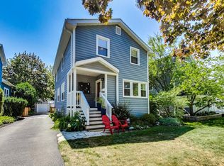 1051 Fairoaks Ave, Deerfield, IL 60015