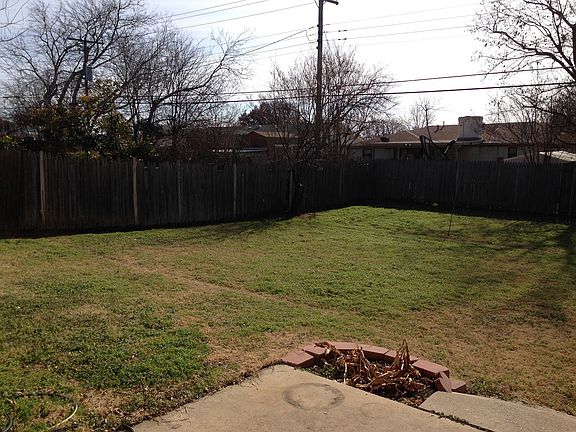 4th image of 7524 S College Cir