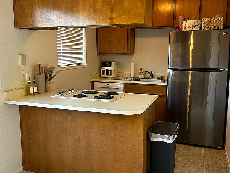 9101 Newhall Dr #13 — Photo 3
