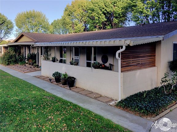 2nd image of 26817 Avenue Of The Oaks Unit 98