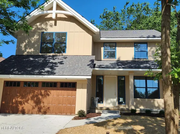 7822 Forestview Dr, Haslett, MI 48840