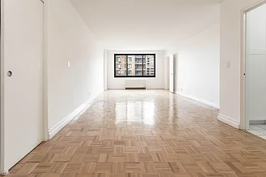 Rented by Olnick Organization