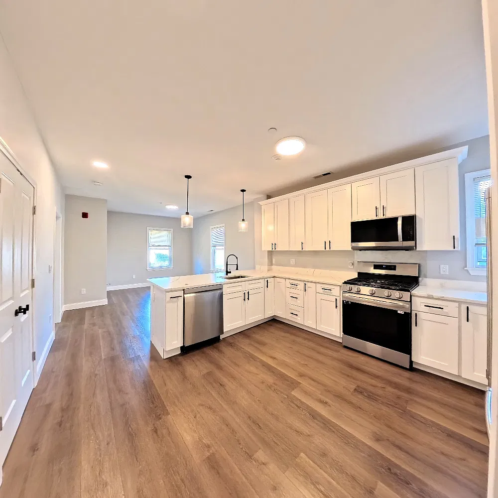 3 bed, 1147 sqft, $4,000 — Photo 1
