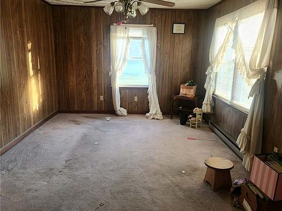 5th image of 32033 Jenkins Mill Rd