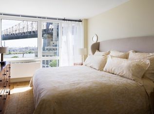 405 Main St APT 8P, New York, NY 10044