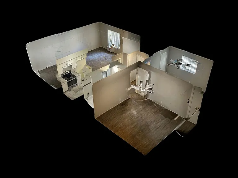 CLN - Collins Apts. — Photo 14