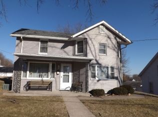104 Pond St, Muscatine, IA 52761