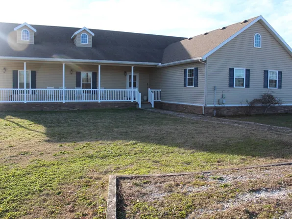 395 Madison St #2120, Huntsville, AR 72740