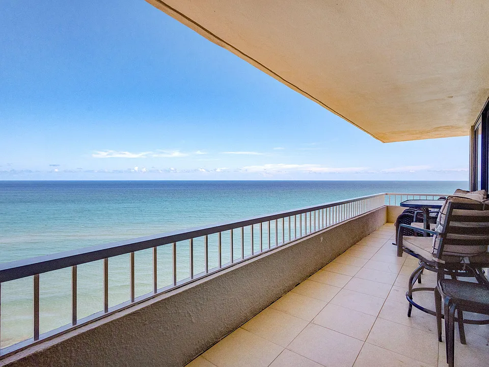 5540 N Ocean Dr #14A