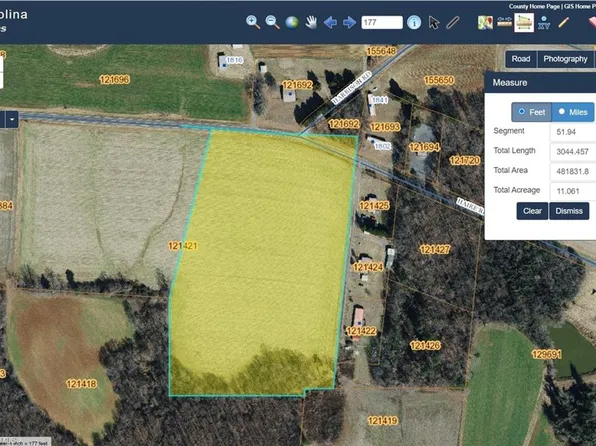 2 Haire Rd, Yadkinville, NC 27055