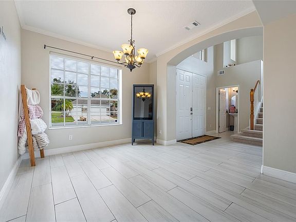 5th image of 1524 THE OAKS BOULEVARD