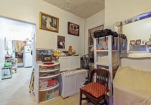 3rd image of 14-06 128th St