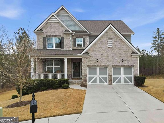 4th image of 166 Richmond Way