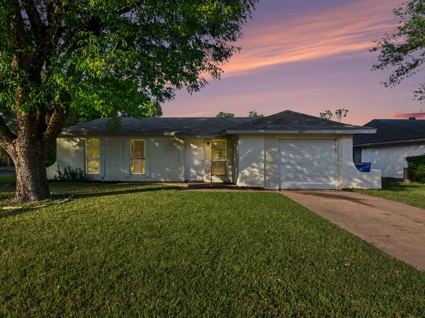 1601 Meridian Way, Garland, TX 75040